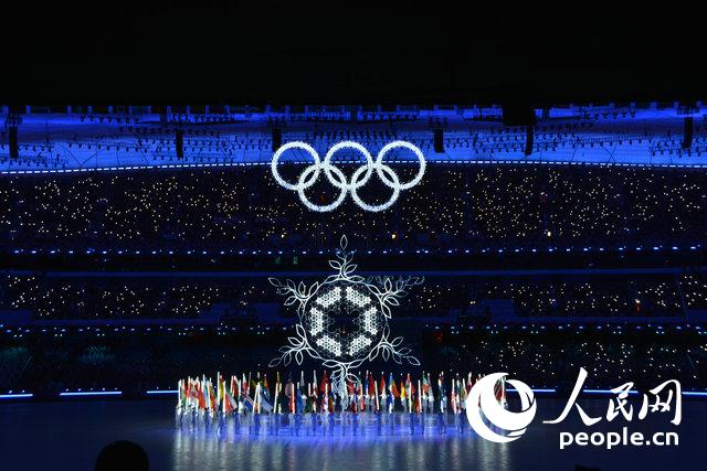 北京冬奥会主火炬熄灭。